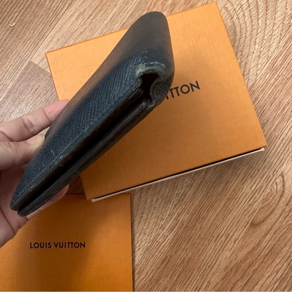 Louis Vuitton wallet in dark blue - Picture 4 of 9